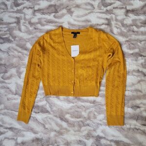 FOREVER 21 Cropped Knit Cardigan NEW - M